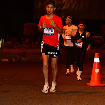 Runner Photo 7704919