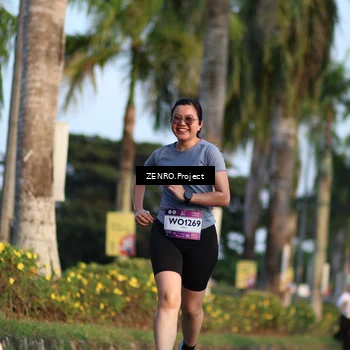 Runner Photo 7704939