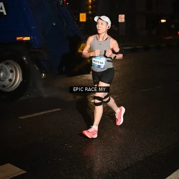 Runner Photo 7704955