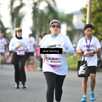 Runner Photo 7704959