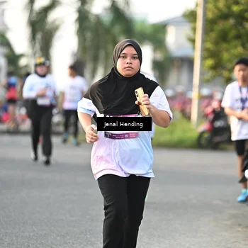 Runner Photo 7704967