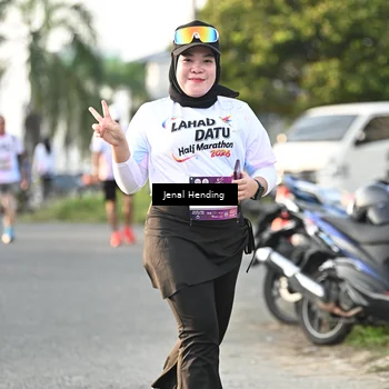 Runner Photo 7704968