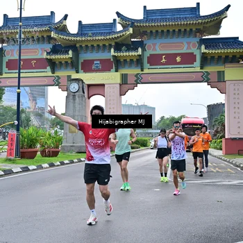 Runner Photo 7704969