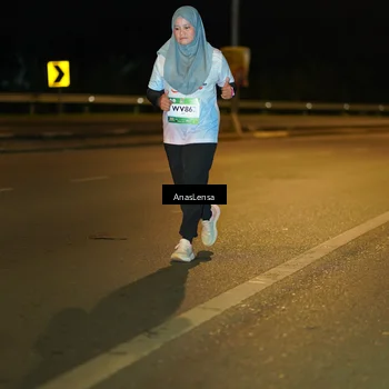Runner Photo 7704976
