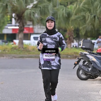 Runner Photo 7704981