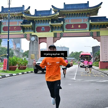 Runner Photo 7704982