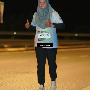 Runner Photo 7704984