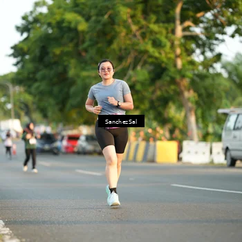 Runner Photo 7704986