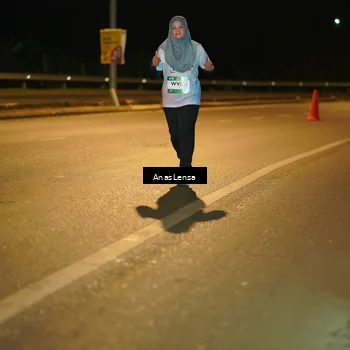 Runner Photo 7704987