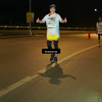 Runner Photo 7705000