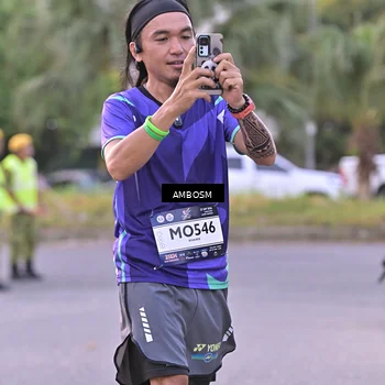 Runner Photo 7705011