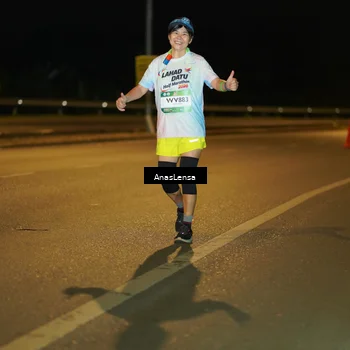 Runner Photo 7705020