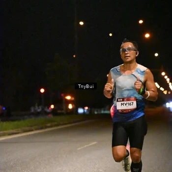 Runner Photo 7705047