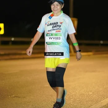 Runner Photo 7705051