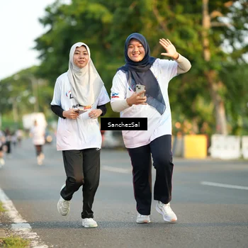 Runner Photo 7705061