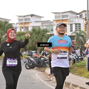 Runner Photo 7705075