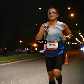 Runner Photo 7705106