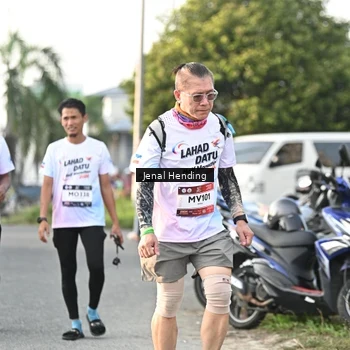 Runner Photo 7705120