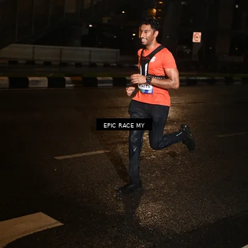 Runner Photo 7705134