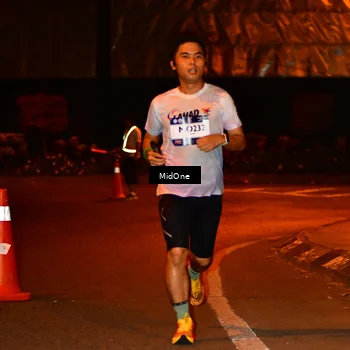 Runner Photo 7705159