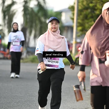 Runner Photo 7705167