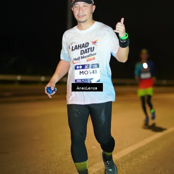 Runner Photo 7705188