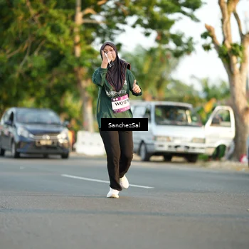 Runner Photo 7705199