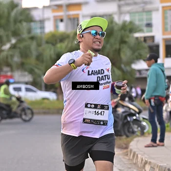 Runner Photo 7705201