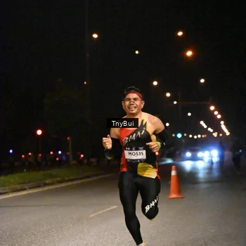 Runner Photo 7705235