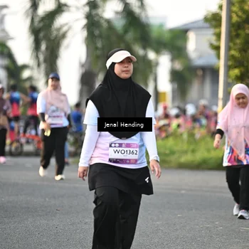 Runner Photo 7705240