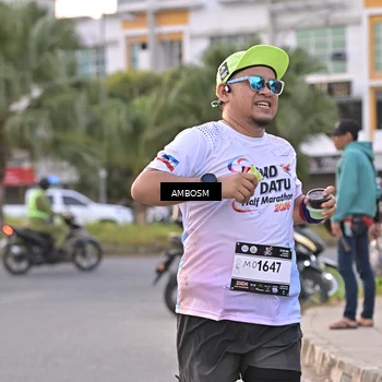 Runner Photo 7705243