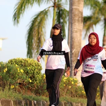 Runner Photo 7705247