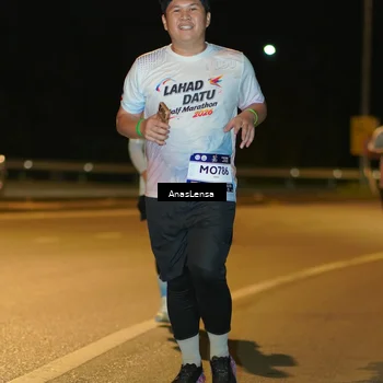 Runner Photo 7705315