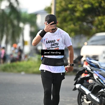 Runner Photo 7705318