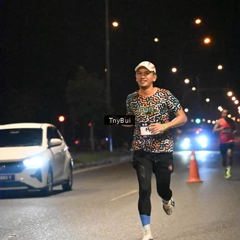 Runner Photo 7705323