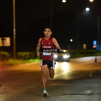 Runner Photo 7705333