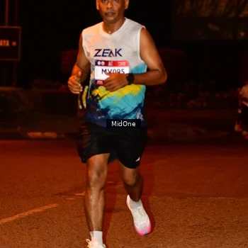 Runner Photo 7705342