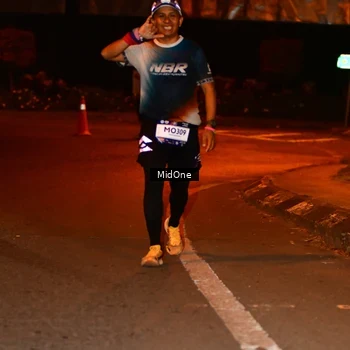 Runner Photo 7705344