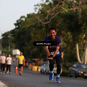 Runner Photo 7705349