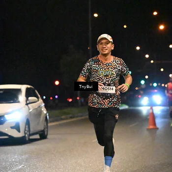 Runner Photo 7705353
