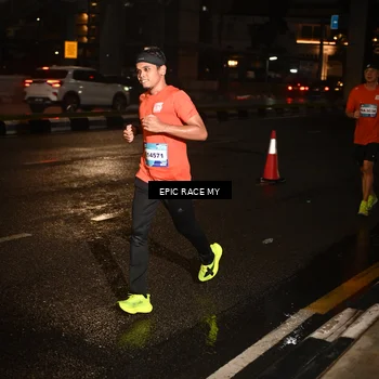 Runner Photo 7705355