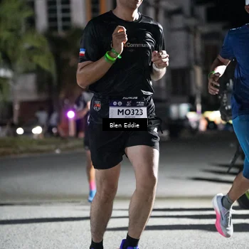 Runner Photo 7705359