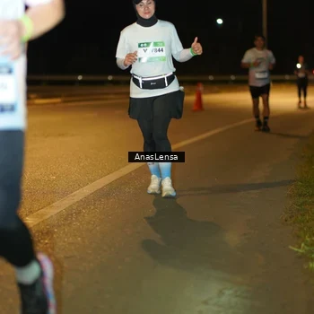 Runner Photo 7705373