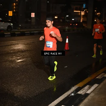 Runner Photo 7705377