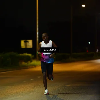 Runner Photo 7705382