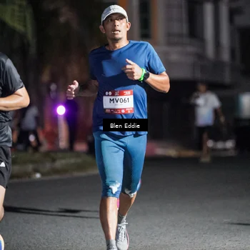 Runner Photo 7705396