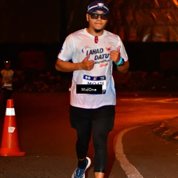 Runner Photo 7705400