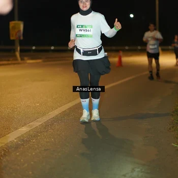Runner Photo 7705402