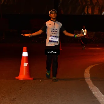 Runner Photo 7705420