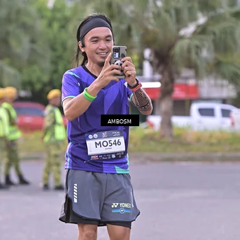 Runner Photo 7705425
